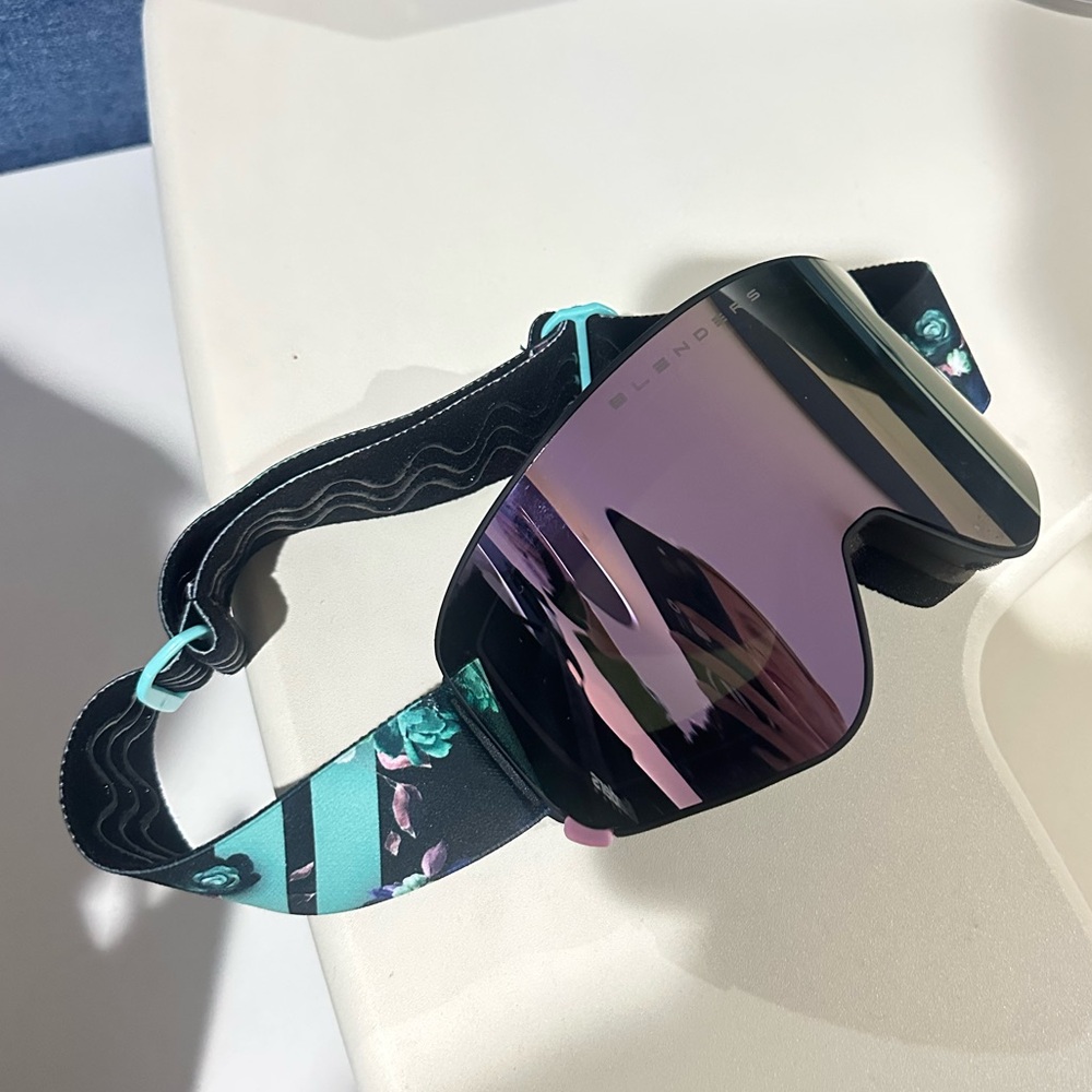 Floral Blu Ski Snow Goggles Blenders Eyewear